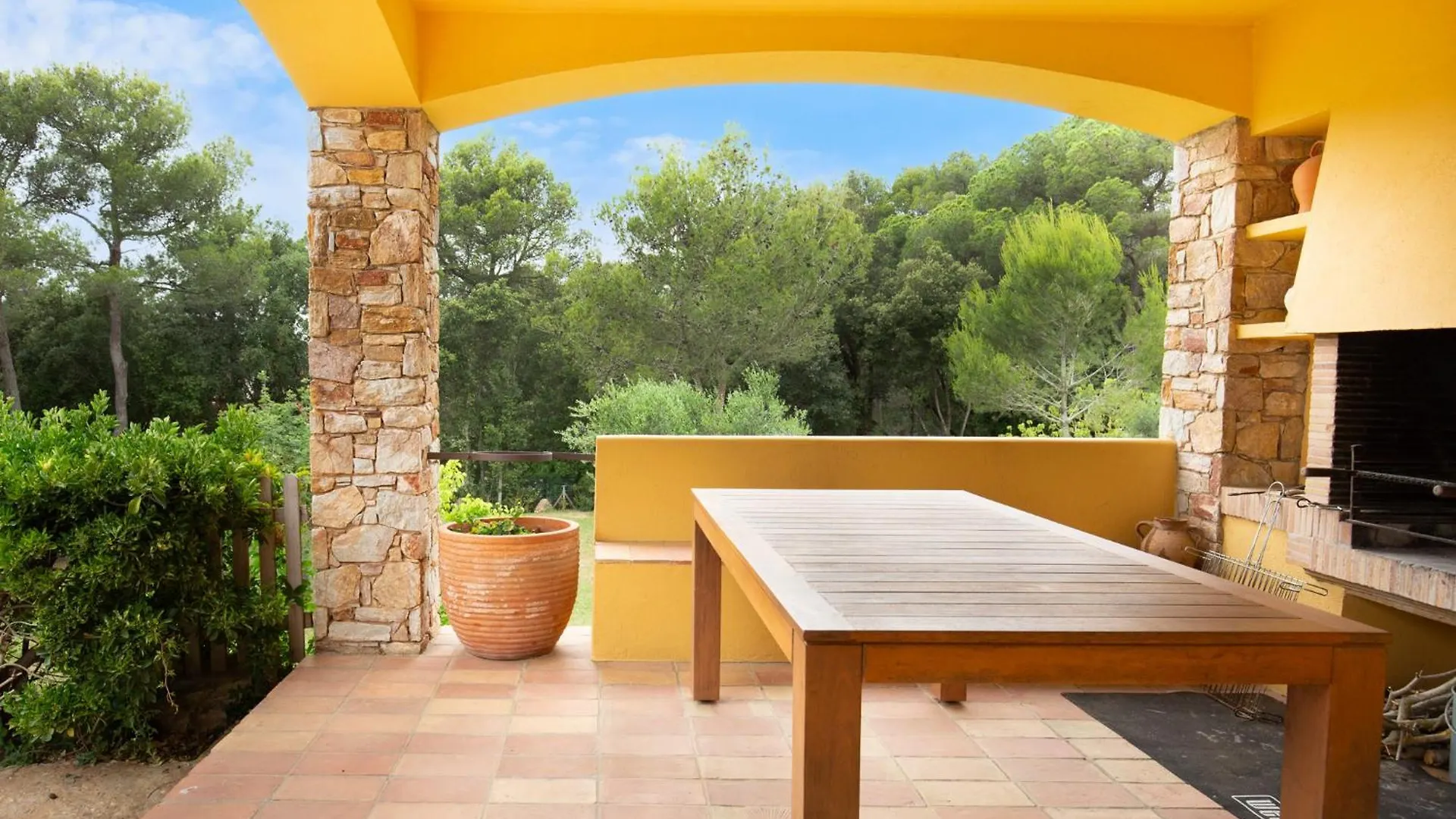 Can Pujadas Regencos Holiday home